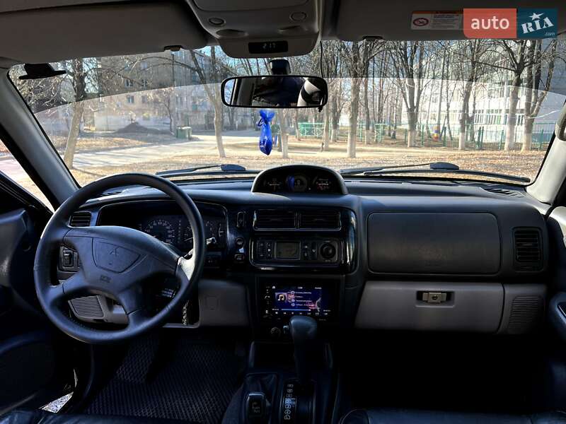 Mitsubishi Pajero sport (2007)
