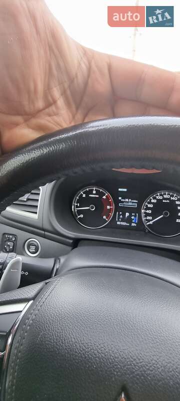 Mitsubishi Pajero sport (2018)