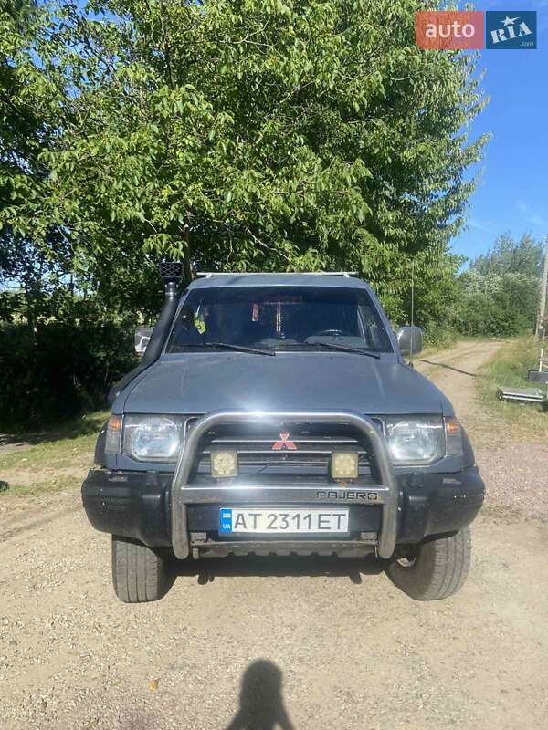 Mitsubishi Pajero wagon (2001)