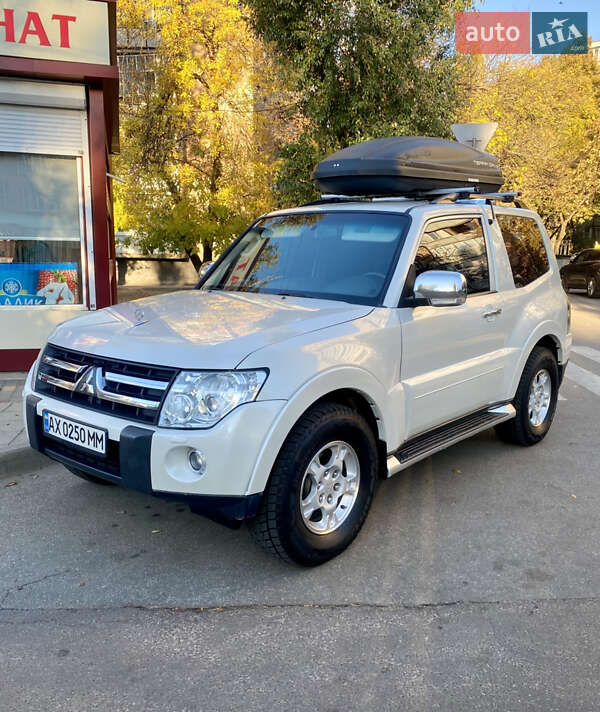 Mitsubishi Pajero (2007)