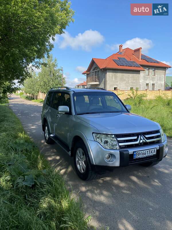 Mitsubishi Pajero (2007)