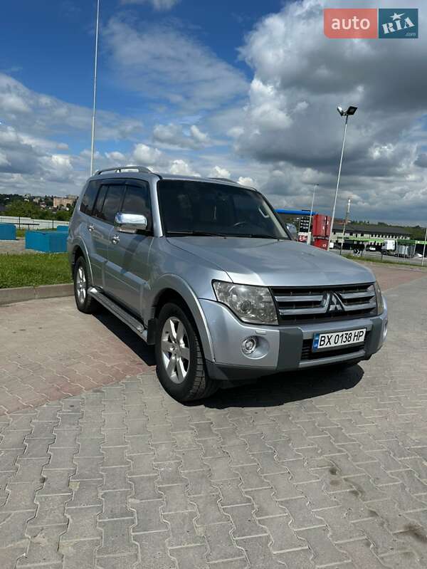 Mitsubishi Pajero (2007)