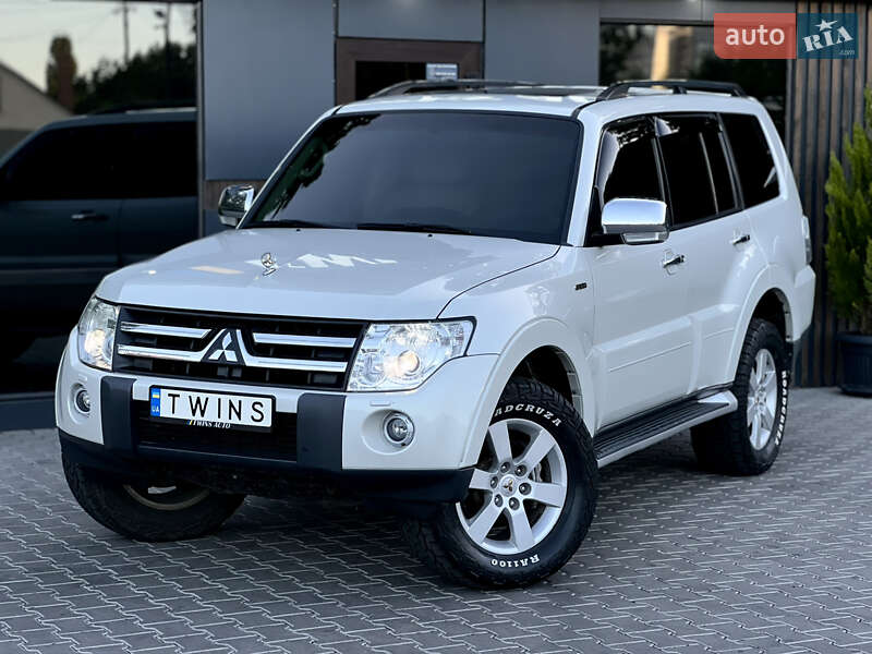 Mitsubishi Pajero (2008)