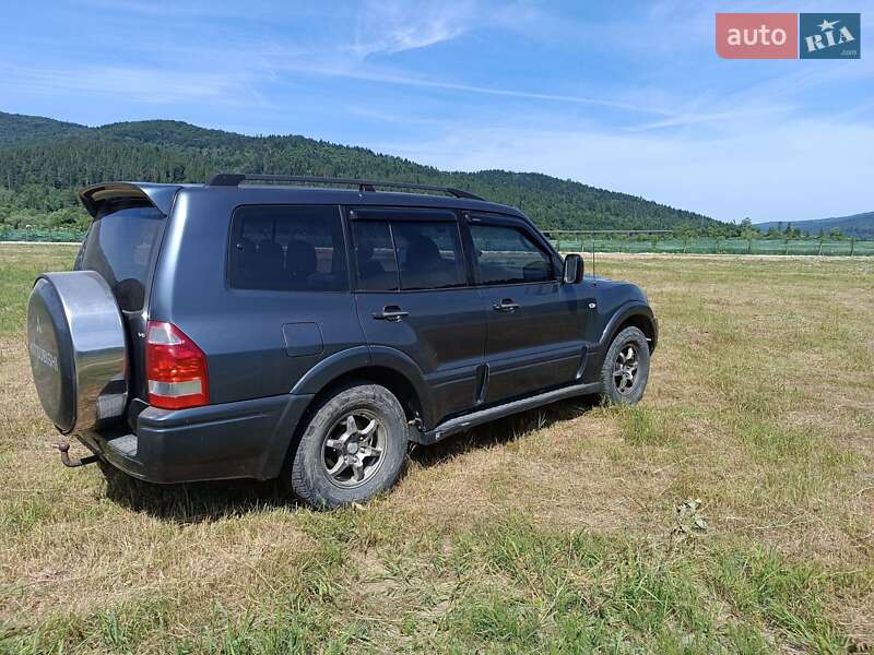 Mitsubishi Pajero (2006)