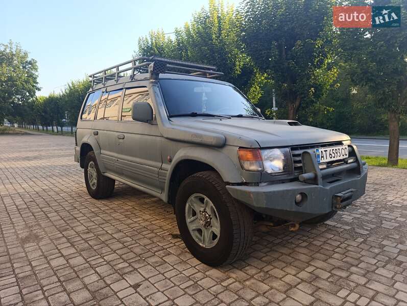 Mitsubishi Pajero (1996)