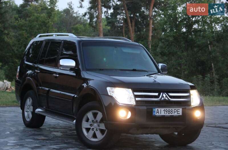 Mitsubishi Pajero (2008)