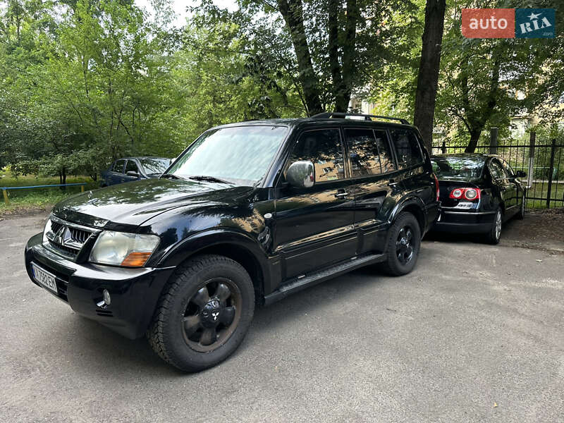 Mitsubishi Pajero (2006)