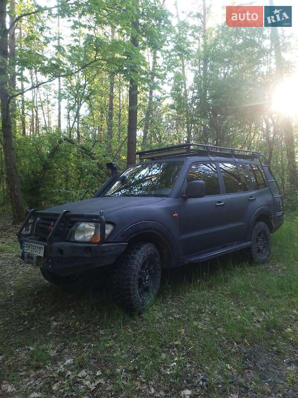 Mitsubishi Pajero (2001)