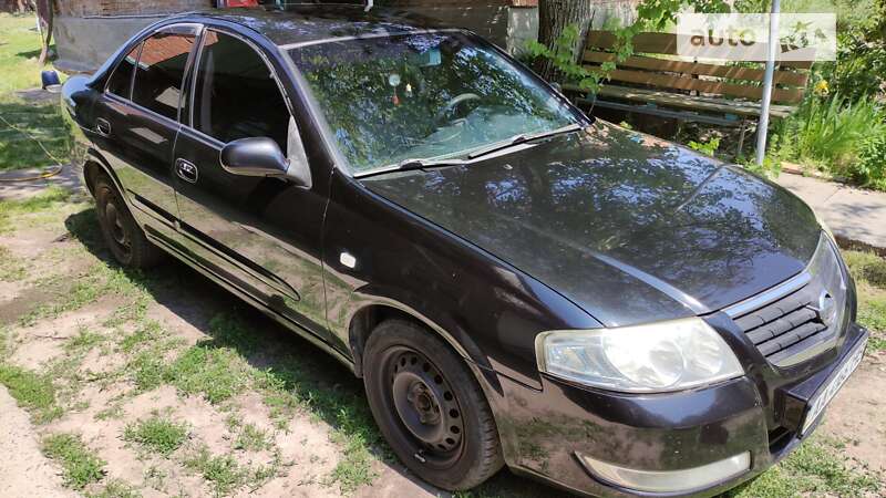 Nissan Almera (2007)