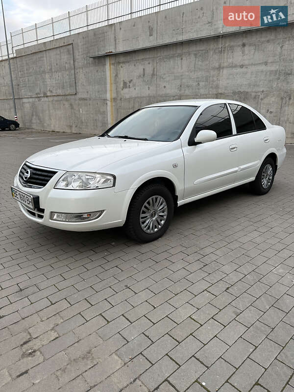 Nissan Almera (2012)