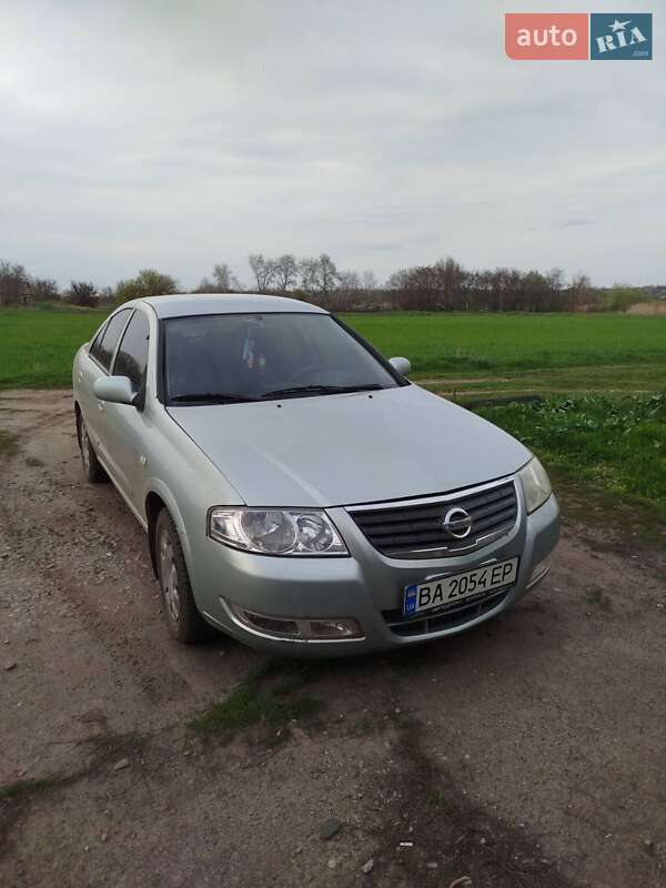 Nissan Almera (2006)