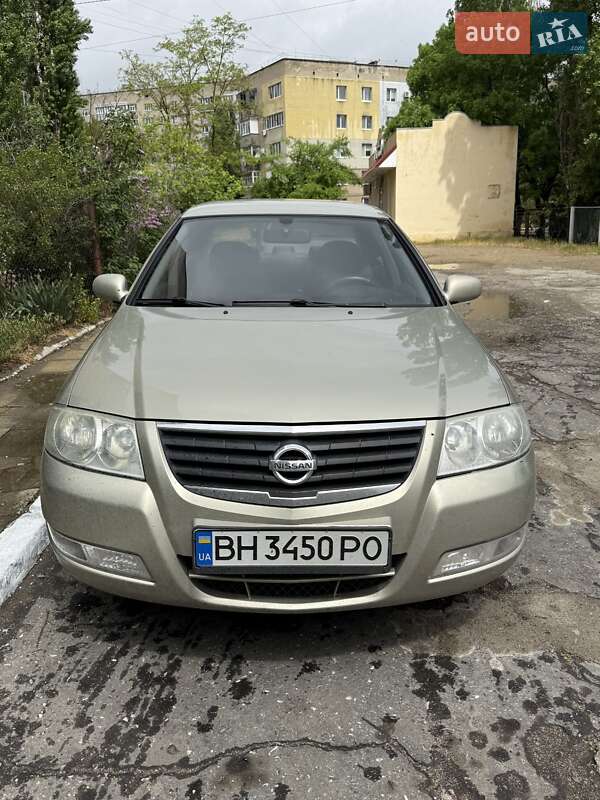 Nissan Almera (2007)