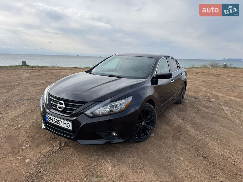 Nissan Altima (2017)