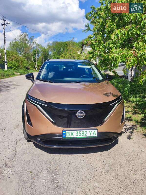 Nissan Ariya (2022)