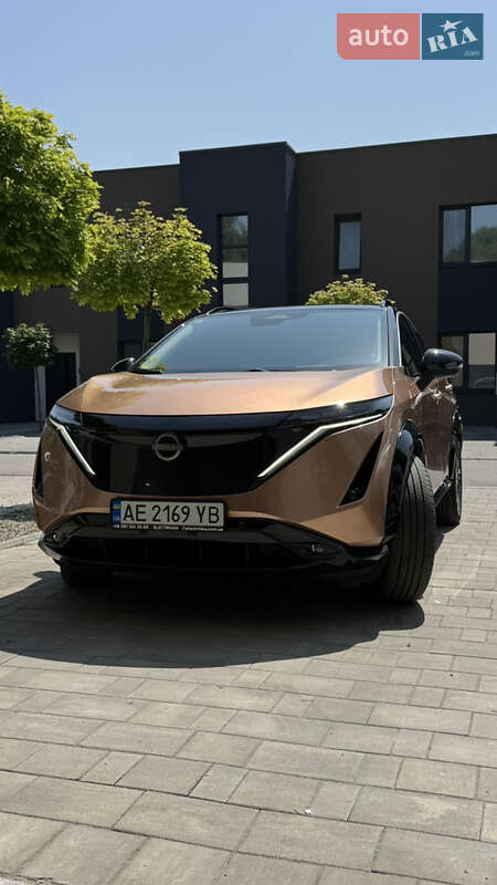 Nissan Ariya (2022)
