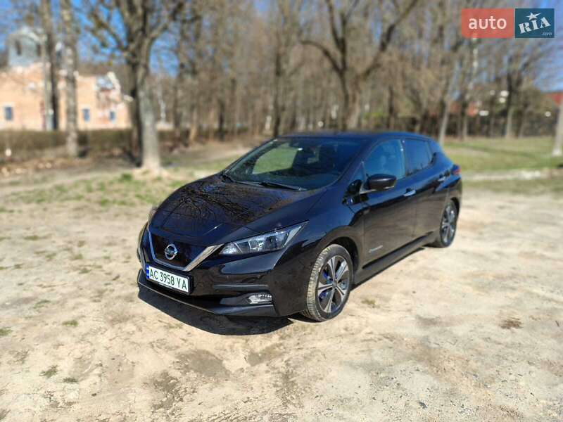 Nissan Leaf (2018)