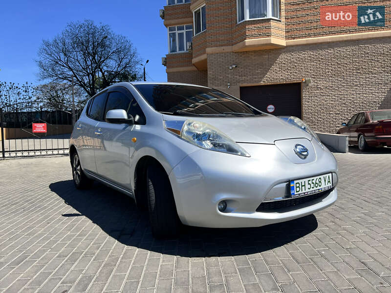 Nissan Leaf (2013)