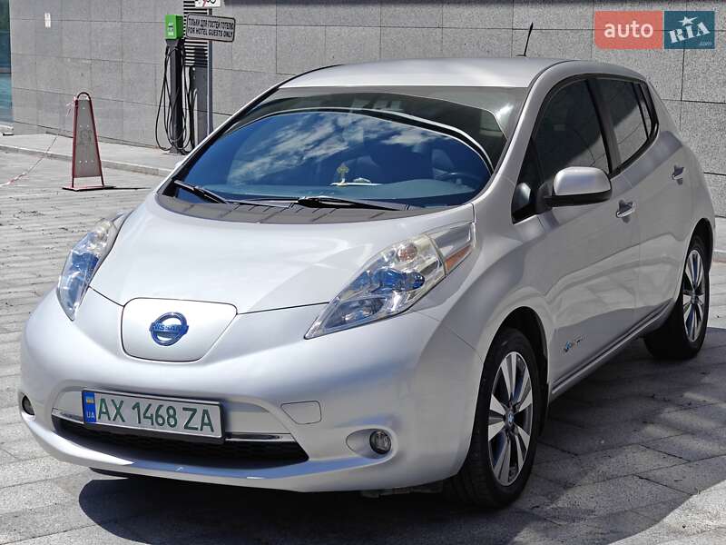 Nissan Leaf (2013)