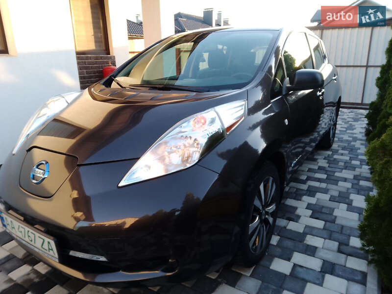 Nissan Leaf (2015)