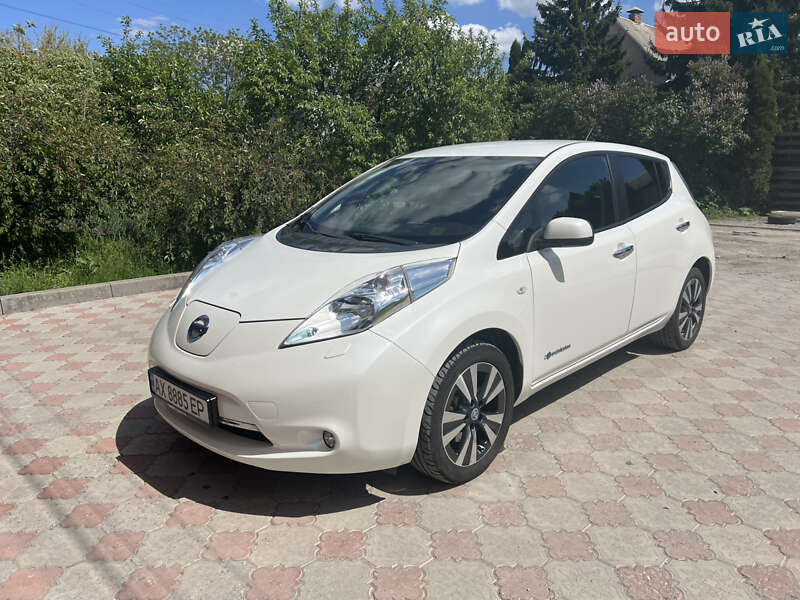 Nissan Leaf (2014)