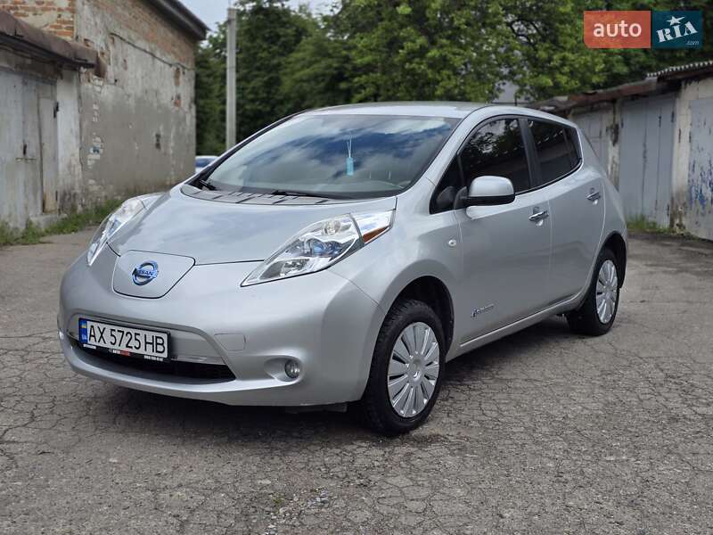Nissan Leaf (2012)
