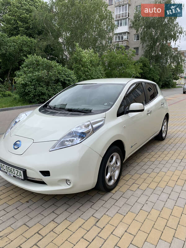Nissan Leaf (2012)