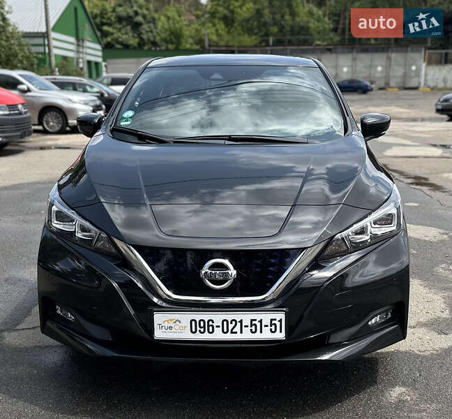 Nissan Leaf (2020)