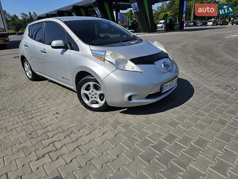Nissan Leaf (2013)