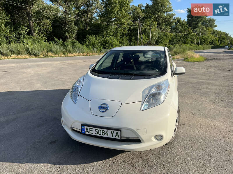 Nissan Leaf (2016)