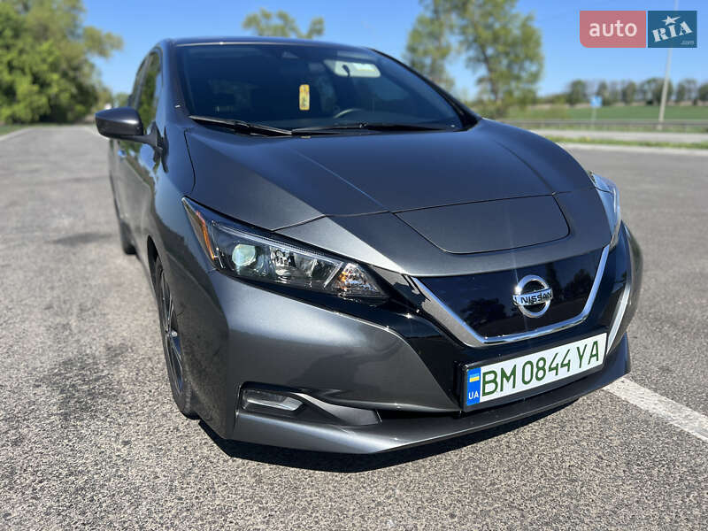 Nissan Leaf (2022)
