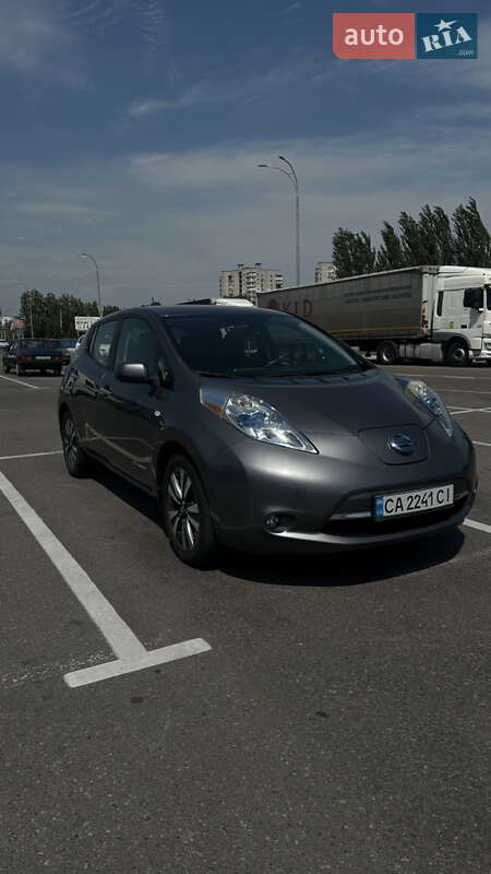 Nissan Leaf (2015)