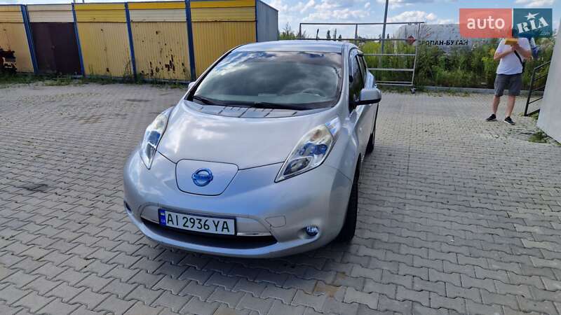 Nissan Leaf (2012)