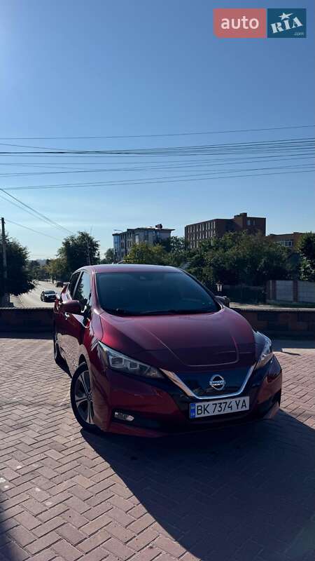 Nissan Leaf (2018)