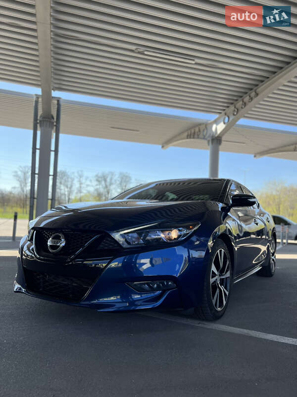 Nissan Maxima (2018)