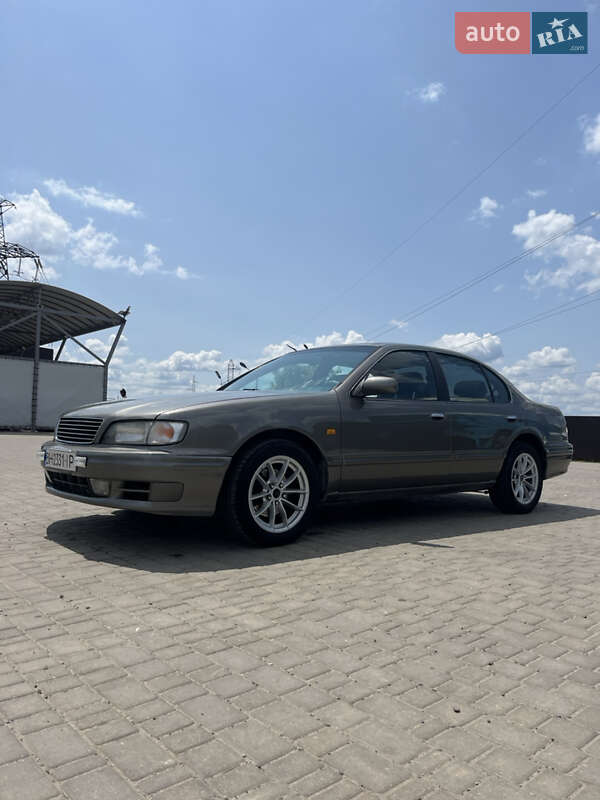 Nissan Maxima (1994)
