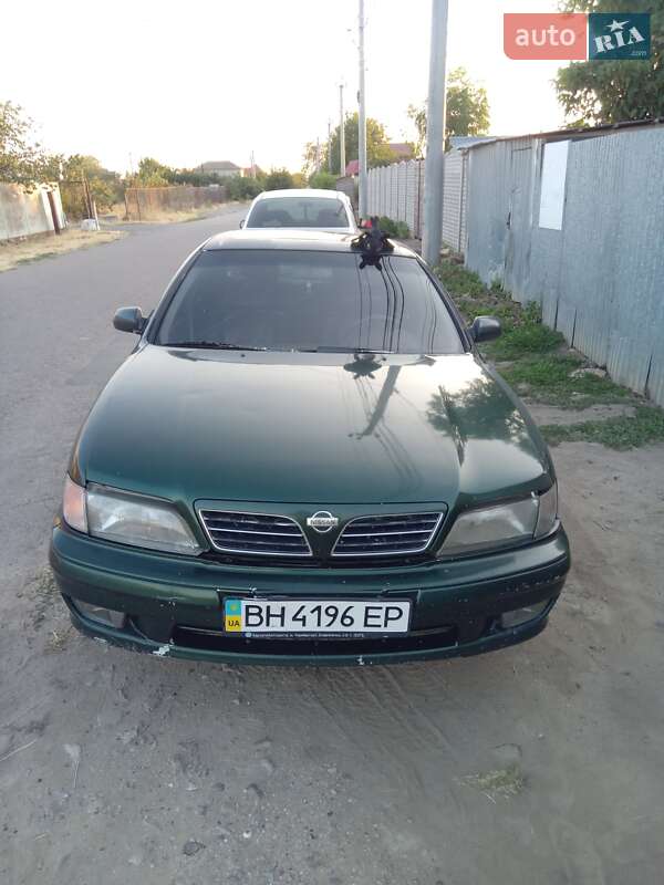 Nissan Maxima (1998)