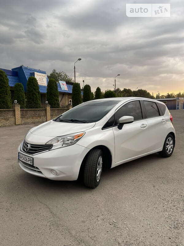 Nissan Versa note (2016)
