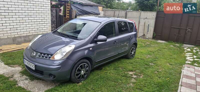 Nissan Note (2008)