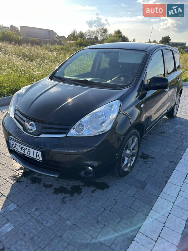 Nissan Note (2011)