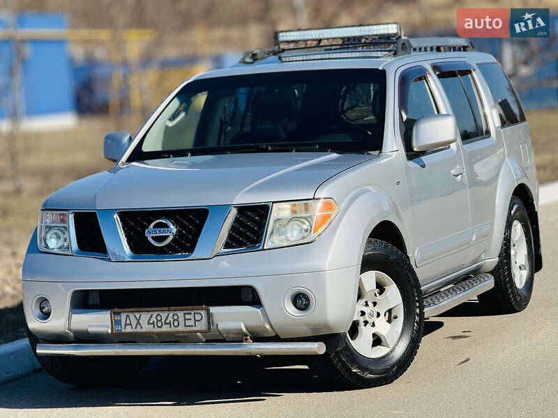 Nissan Pathfinder (2006)