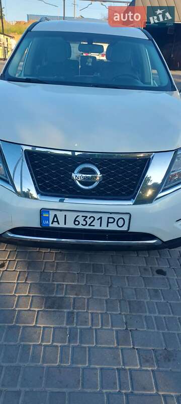 Nissan Pathfinder (2013)