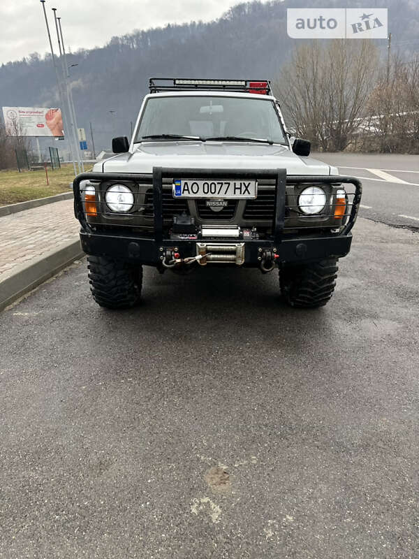 Nissan Patrol (1991)