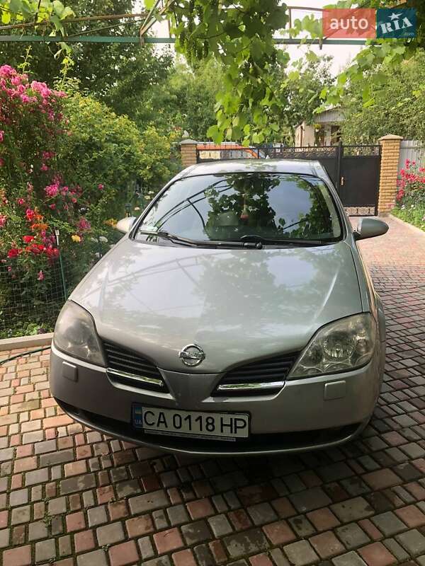 Nissan Primera (2003)