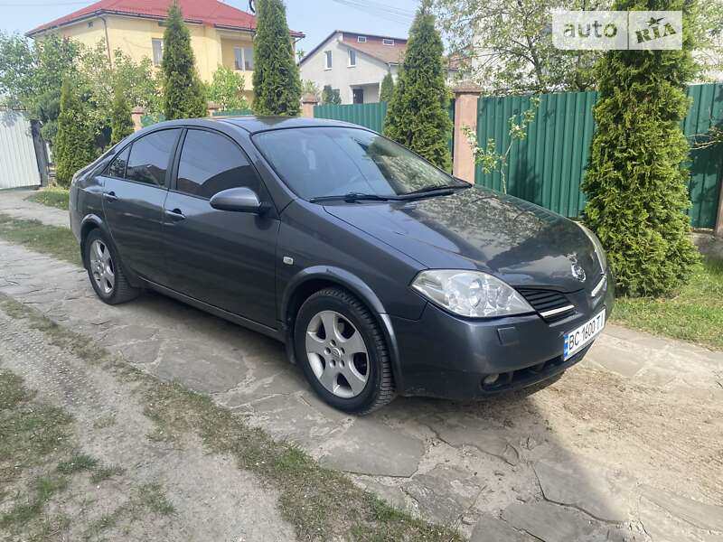 Nissan Primera (2002)