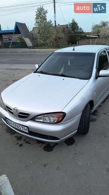 Nissan Primera (2000)