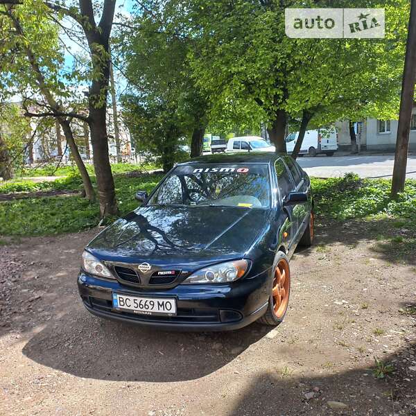 Nissan Primera (2000)