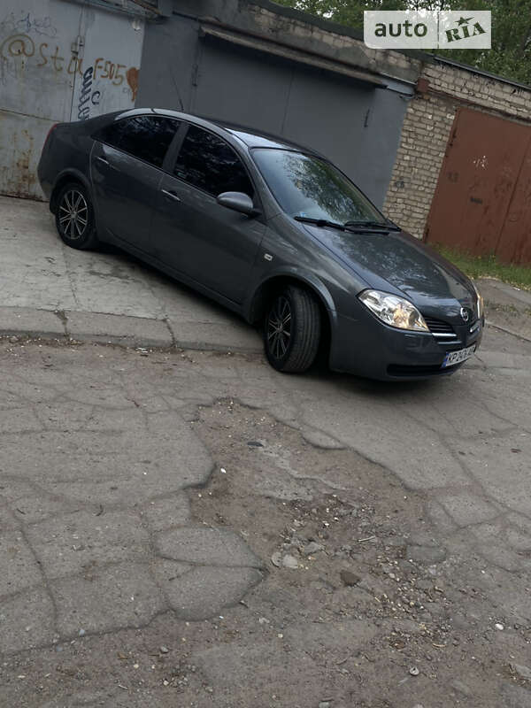 Nissan Primera (2003)