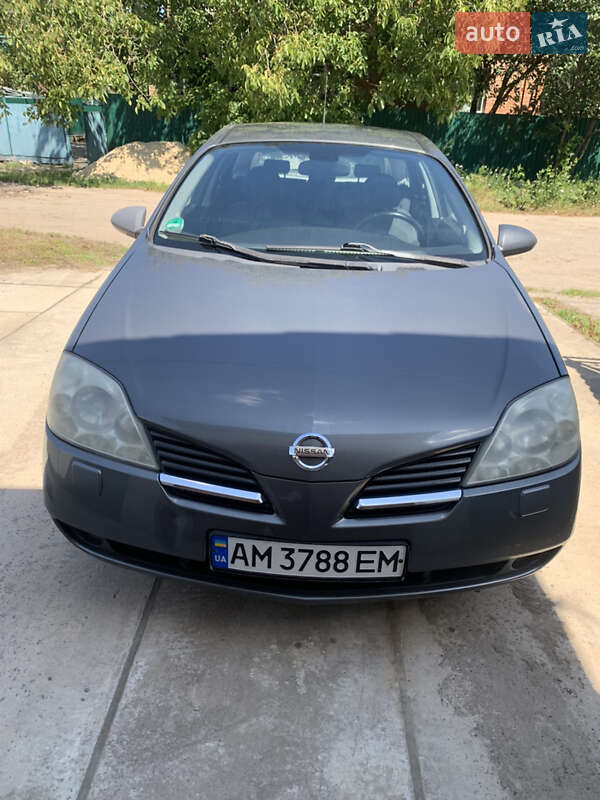 Nissan Primera (2002)