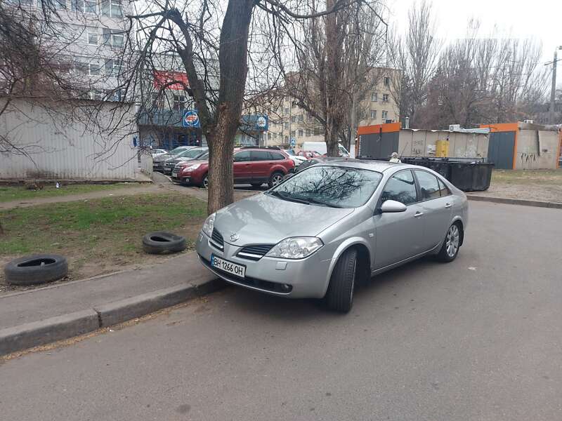 Nissan Primera (2003)