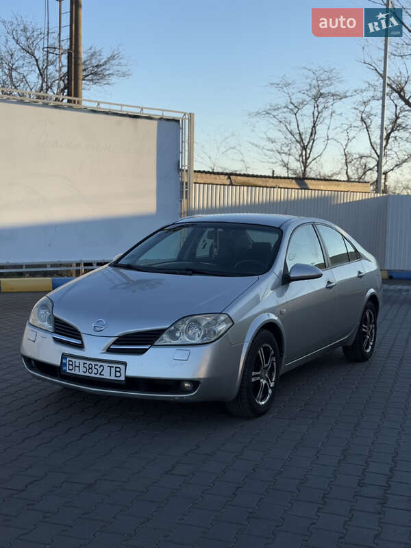 Nissan Primera (2003)